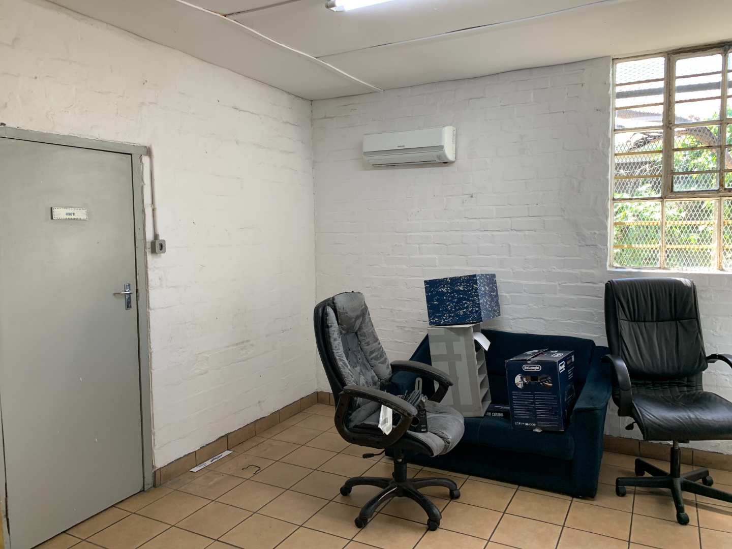 To Let commercial Property for Rent in Parow East Western Cape